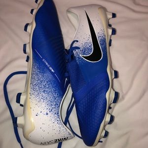 Phantom Venom Pro FG ‘white racer blue’